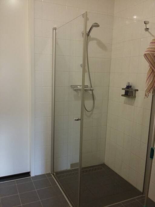 met douche...