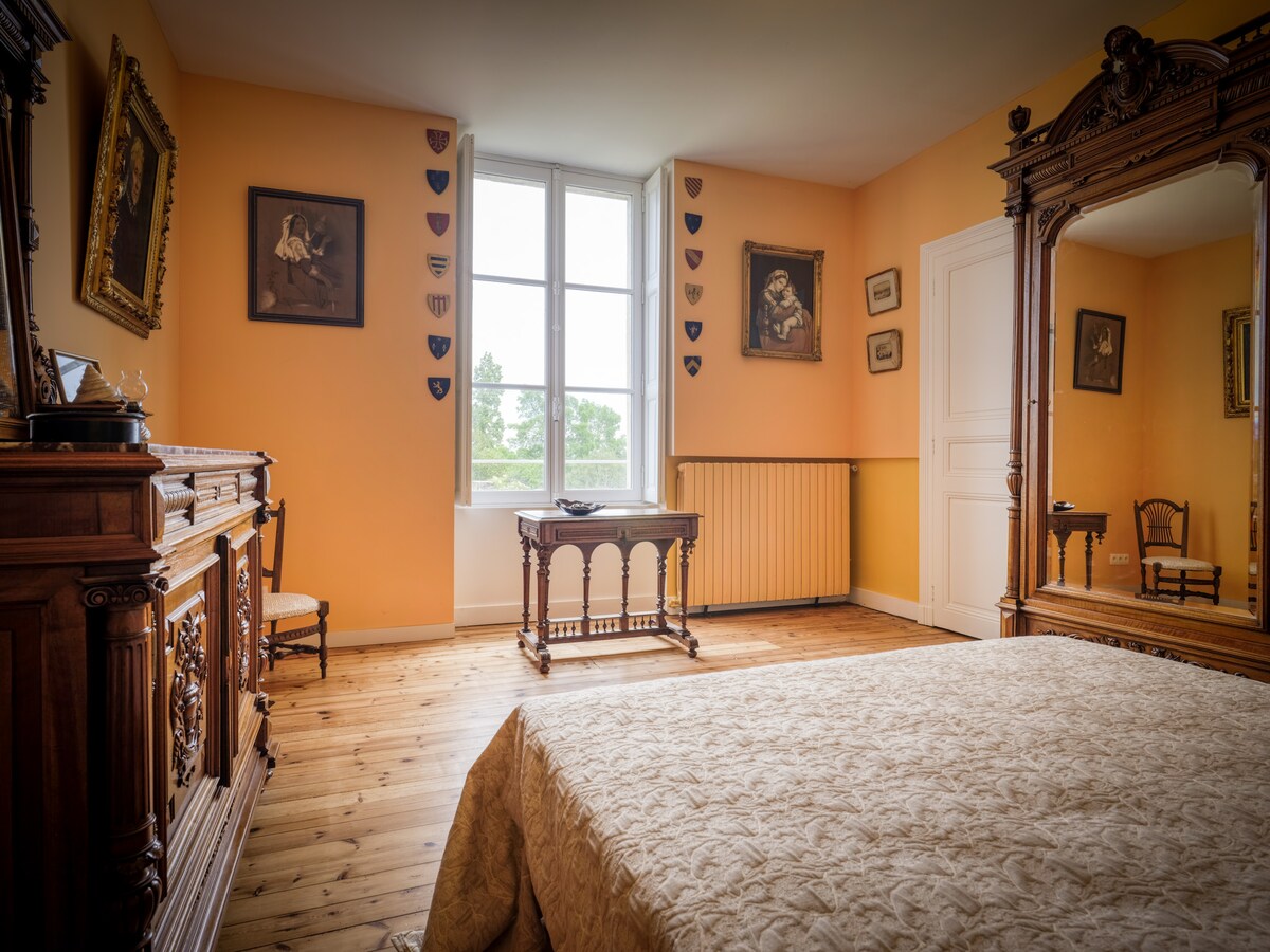 غرفة النوم 1