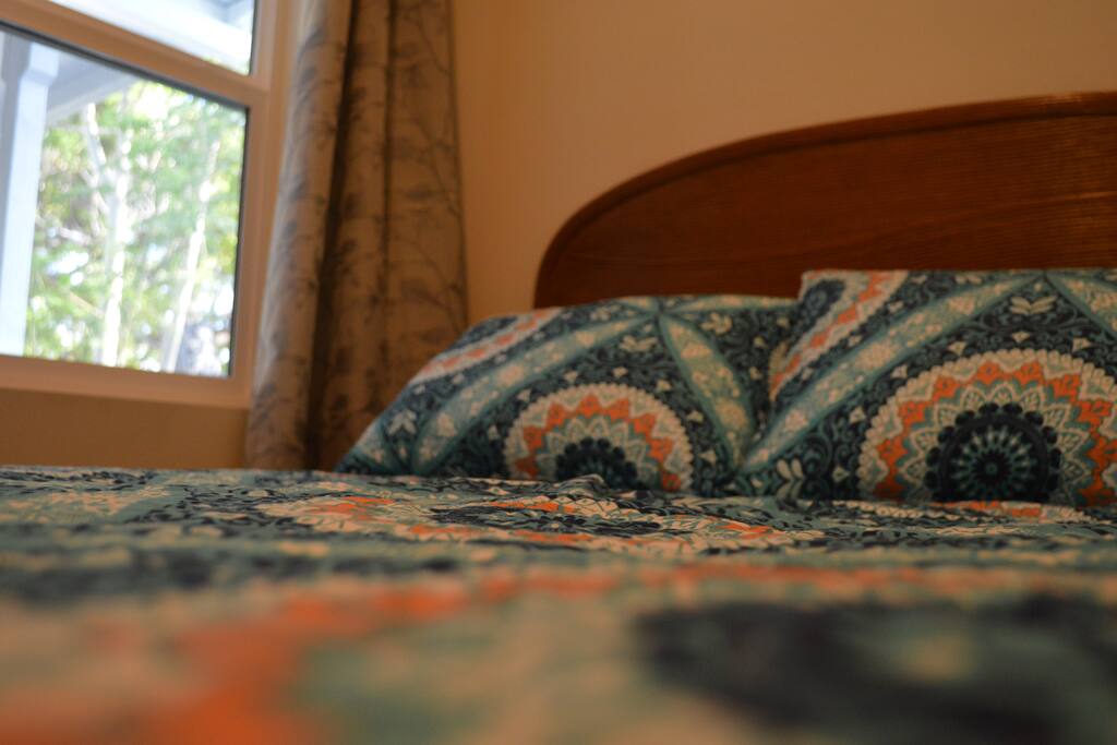 Private Room - Full/Double Sized Bed