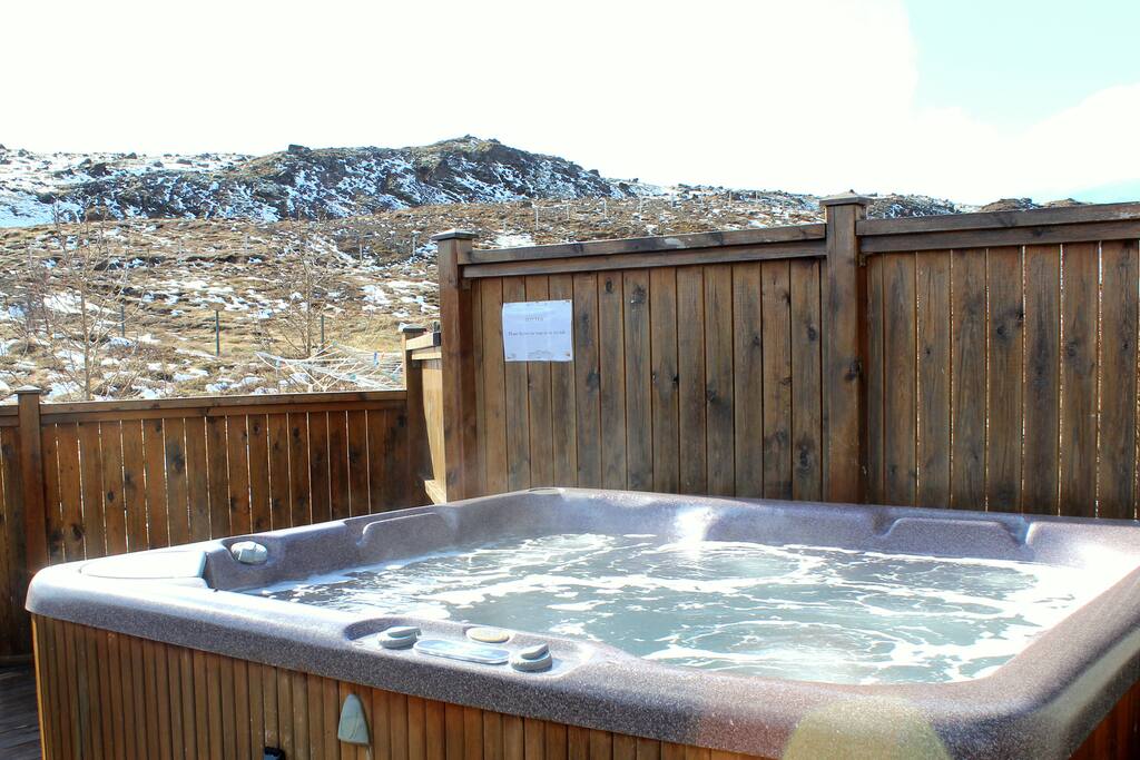 Hot tub