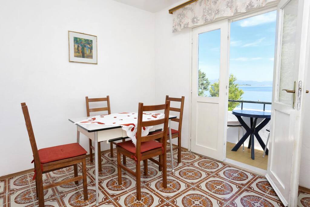 Dining room, Surface: 9 m²