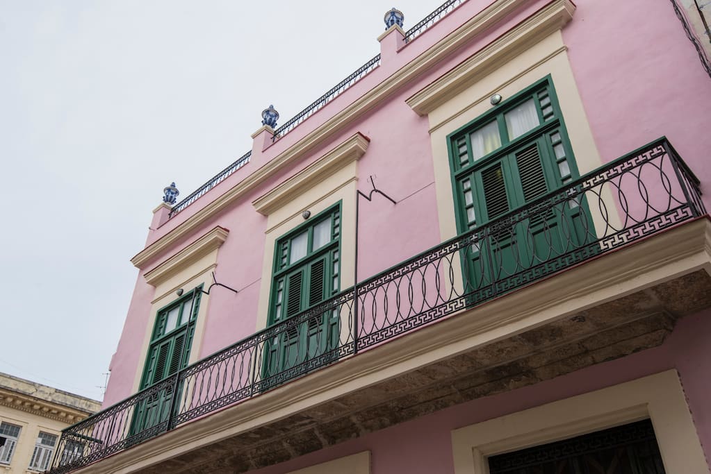 Loft Habana - Entrance Oficios Rooms
