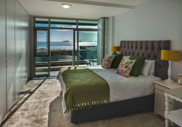 Sunbird Dolphin Beach Apt