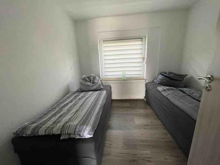 غرفة النوم 2