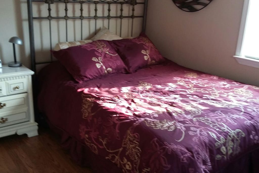 Comfortable queen size bed