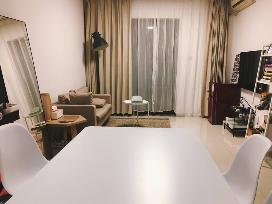 餐厅 Dining Area