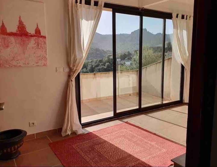 საძინებელი 2