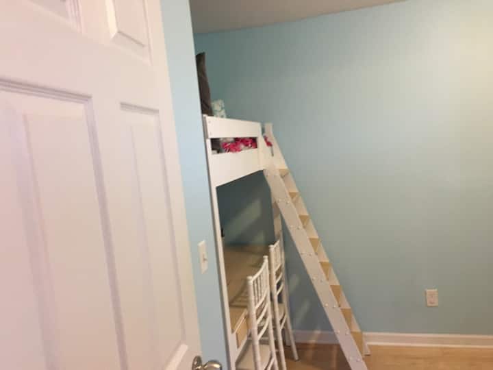 Cama de plataforma para jóvenes 