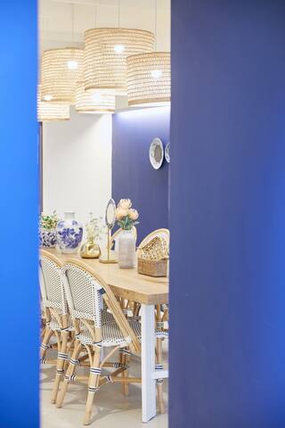 Private blue and white stylish house, 4Br 3Bathr. gallery image 5