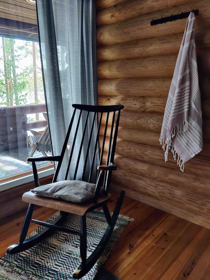 Log Cabin By The Lake Konnevesi. - Konnevesi