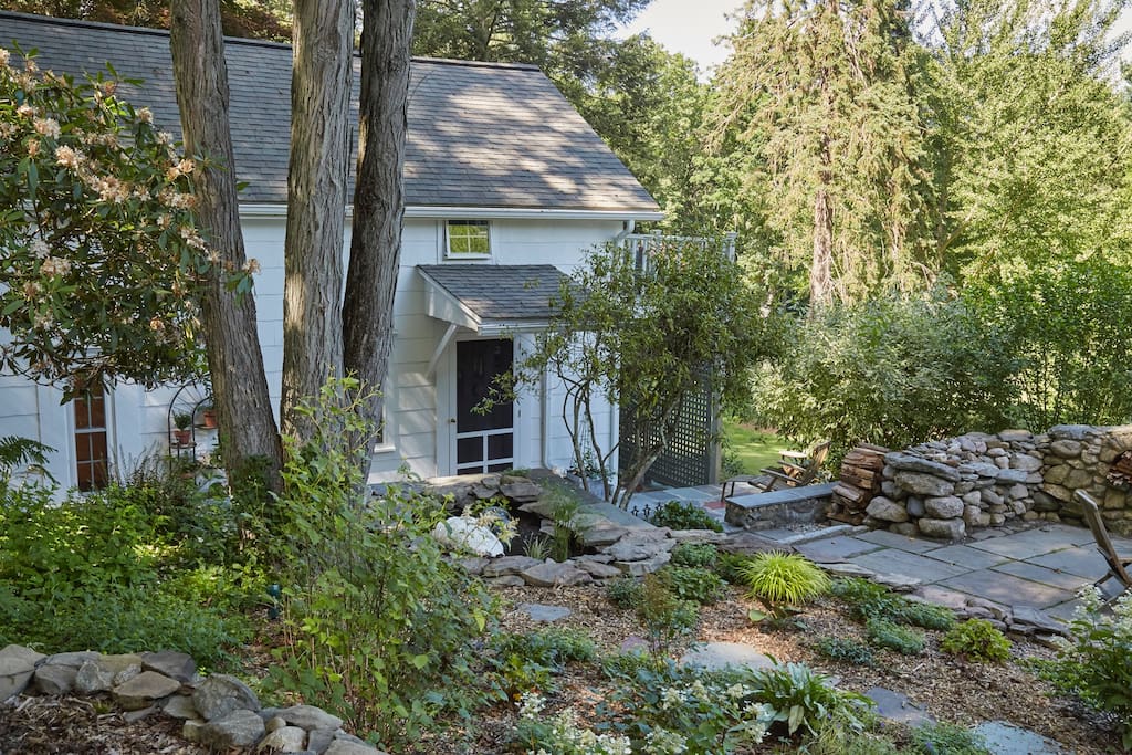 Welcome to the Wee Cottage