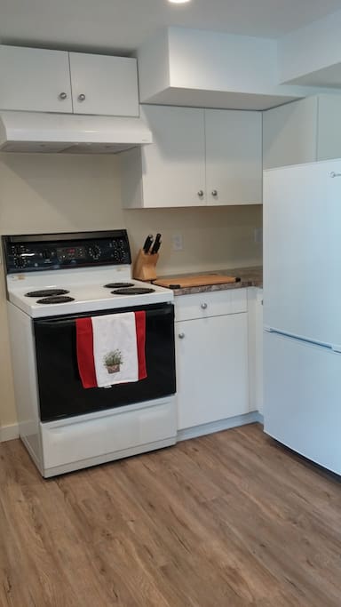 Full kitchen