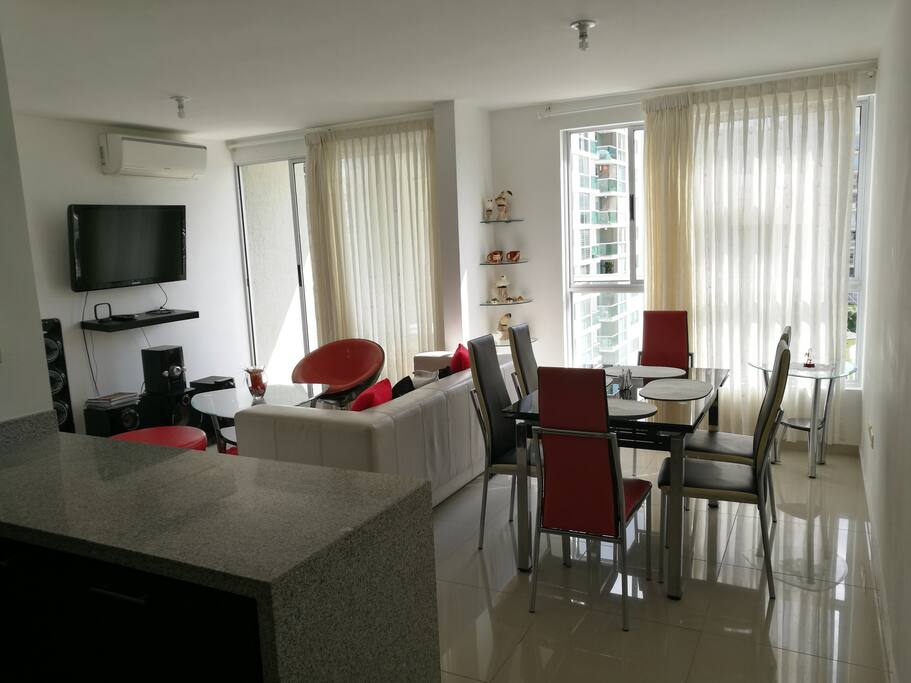 Sala de estar y comedor