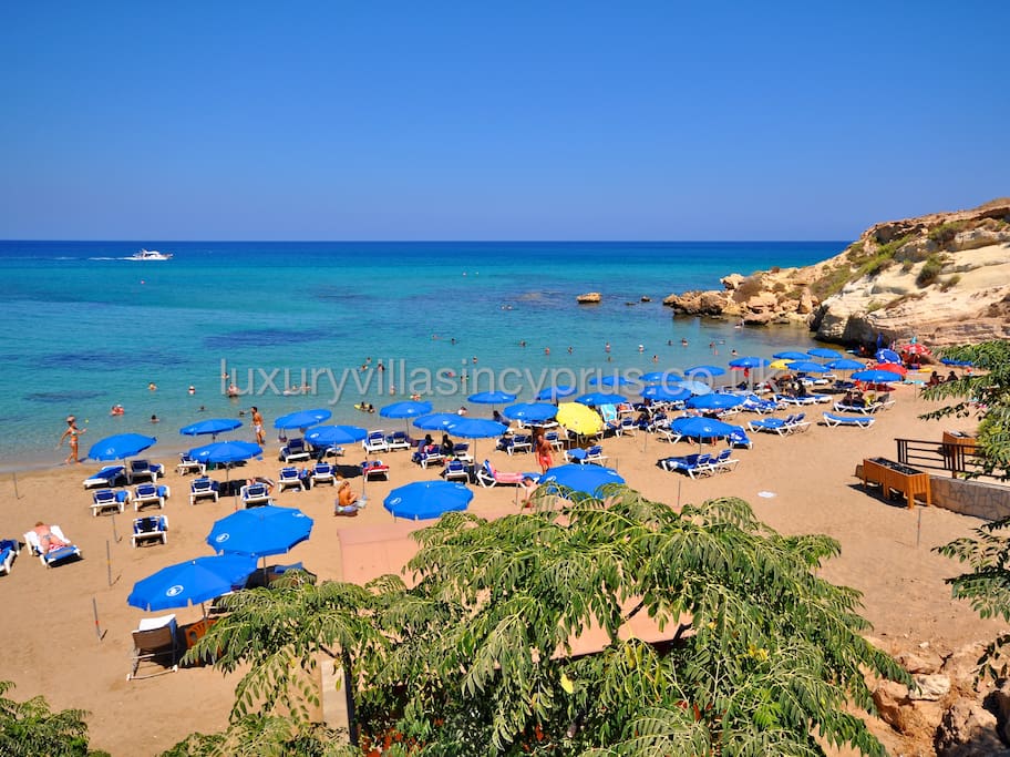 Set right by the beautiful Fireman's Beach in Kapparis.