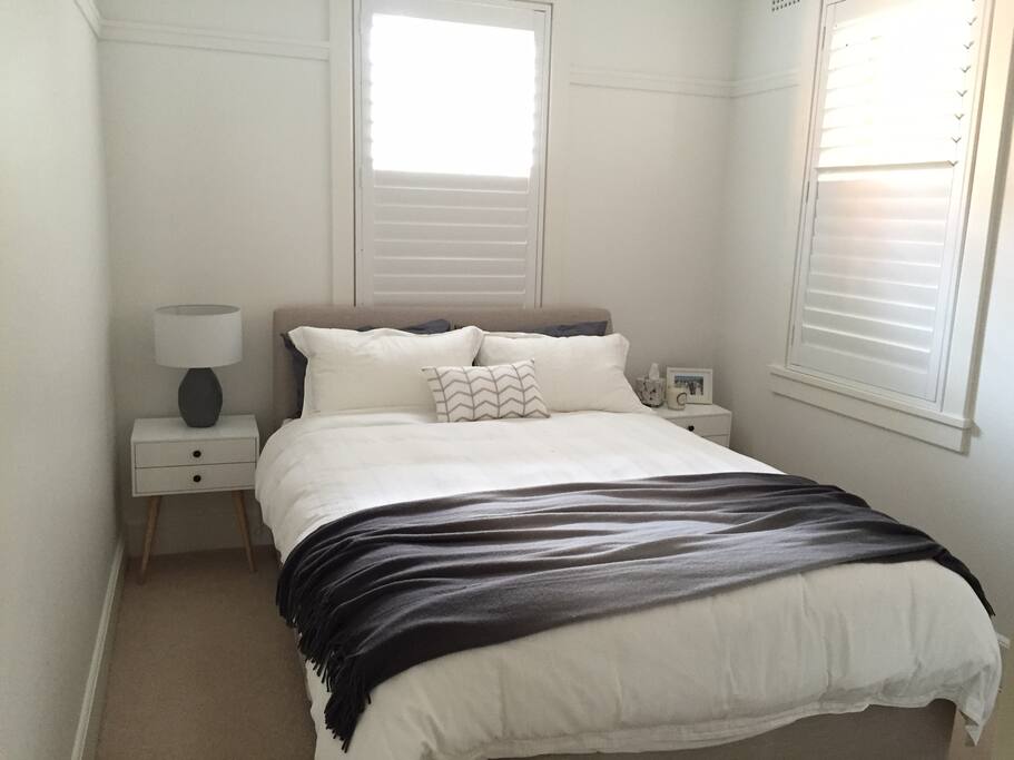 Light and modern with bed storage