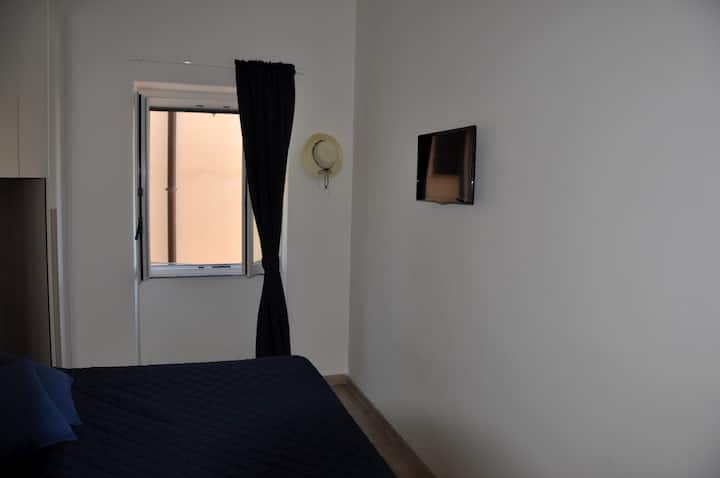 Slaapkamer met tweepersoonsbed