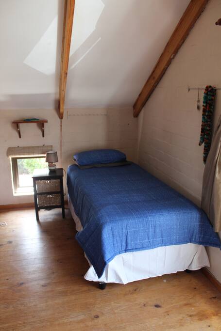 Single bed 1