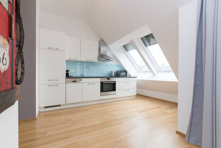 Tabor Superior with Terrace gallery image 3