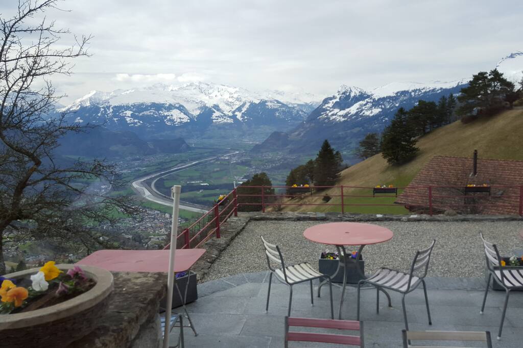 Aussicht der Berge geniessen