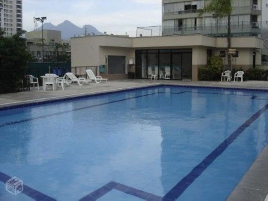 PISCINA E SAUNA