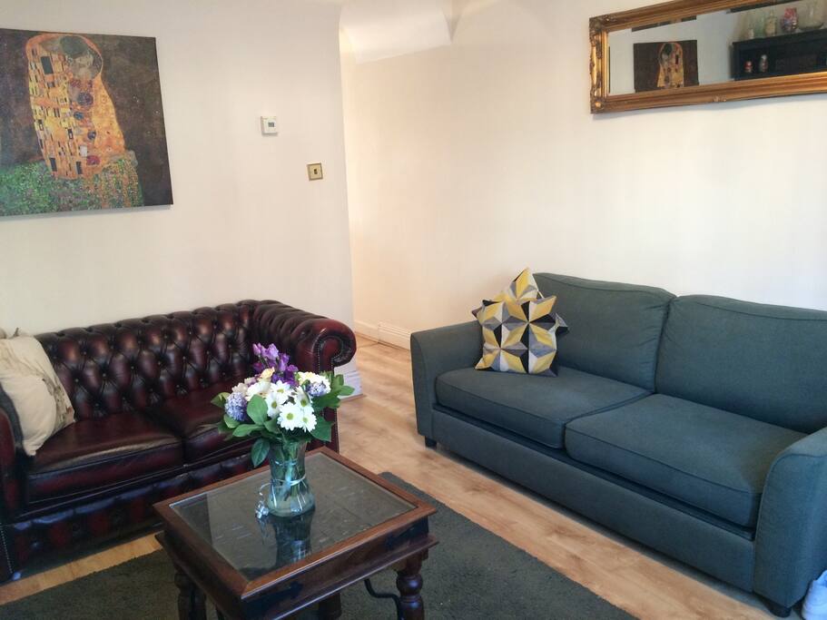 Living room with king single sofa bed (Chesterfield)