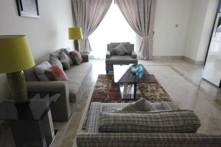 499 New 1 BD in Fairmont Palm - อพาร์ทเมนท์