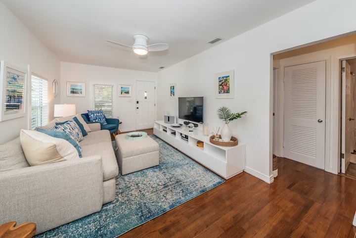 Lush Harbor Oasis With Private Hot Tub - Safety Harbor, FL