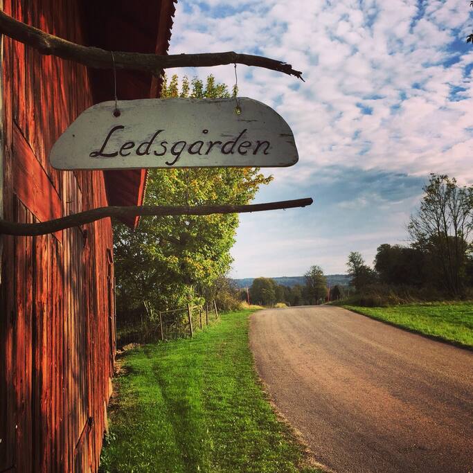 Välkommen till Ledsgården.