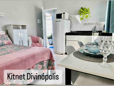Mini apt  5 min. do Centro, air cond, coz and garage