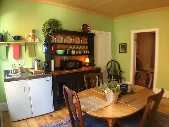 Boutique Bnb In The Heart Of East End Portland! - Portland, ME