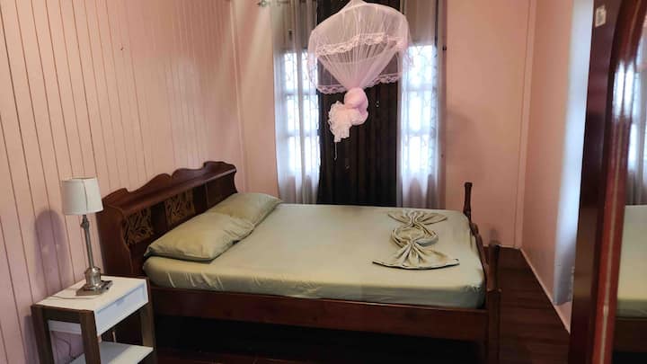 Chumba cha kulala cha ghorofa ya pili