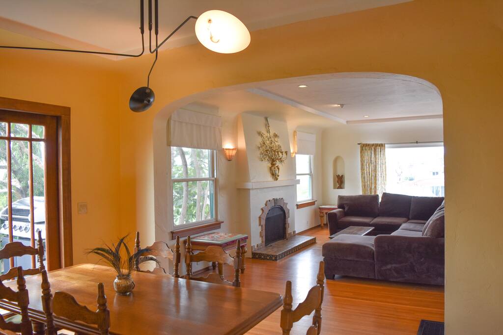The dining room table sits 6 people