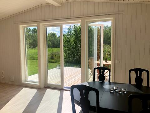 Cozy cabin | Child-friendly | Modern | WiFi & TV