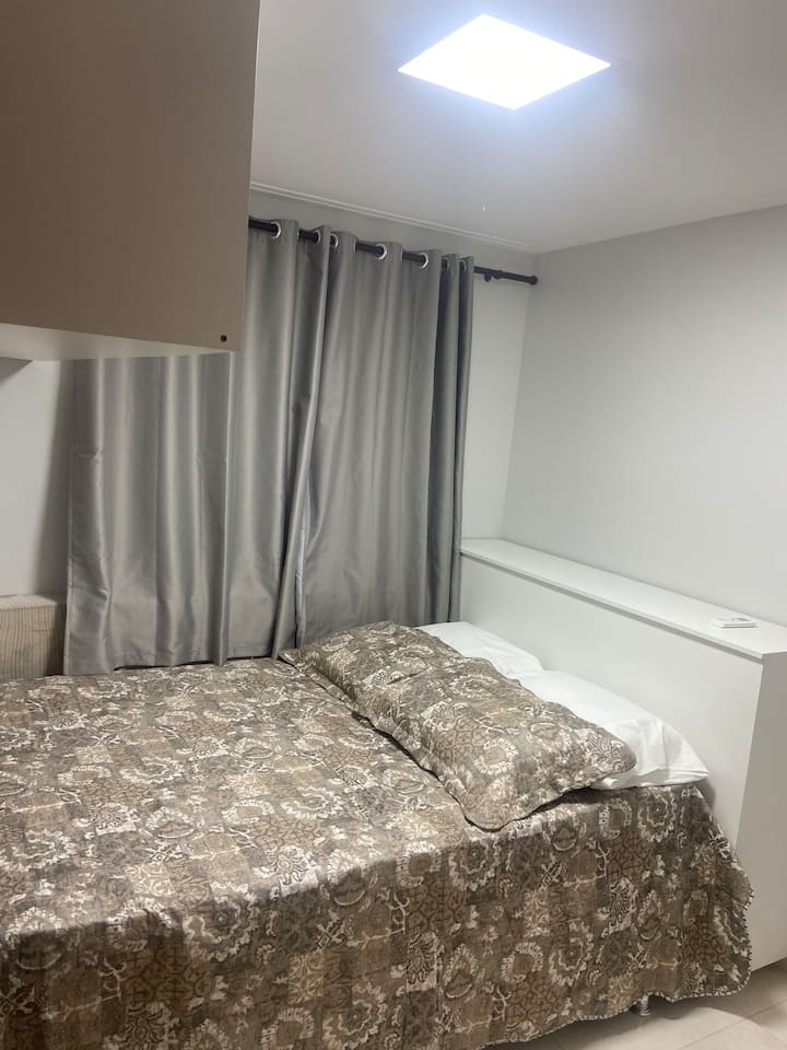 საძინებელი 1