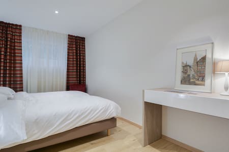 Charmant 2 pièces avec Parking dans l'hyper centre