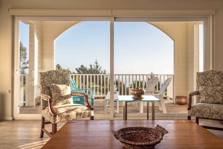 Stylish Outdoor Grill, View, Tennis, Security 24/7 - Chile