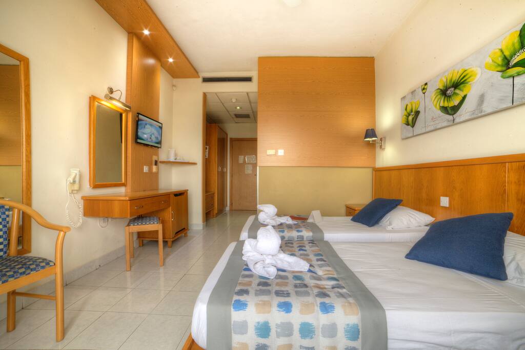Double Room Layout