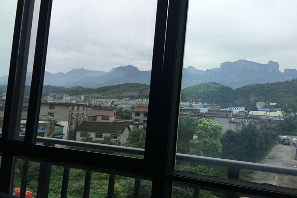 窗外一景