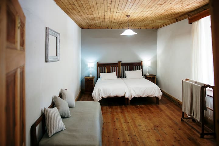 חדר שינה שני