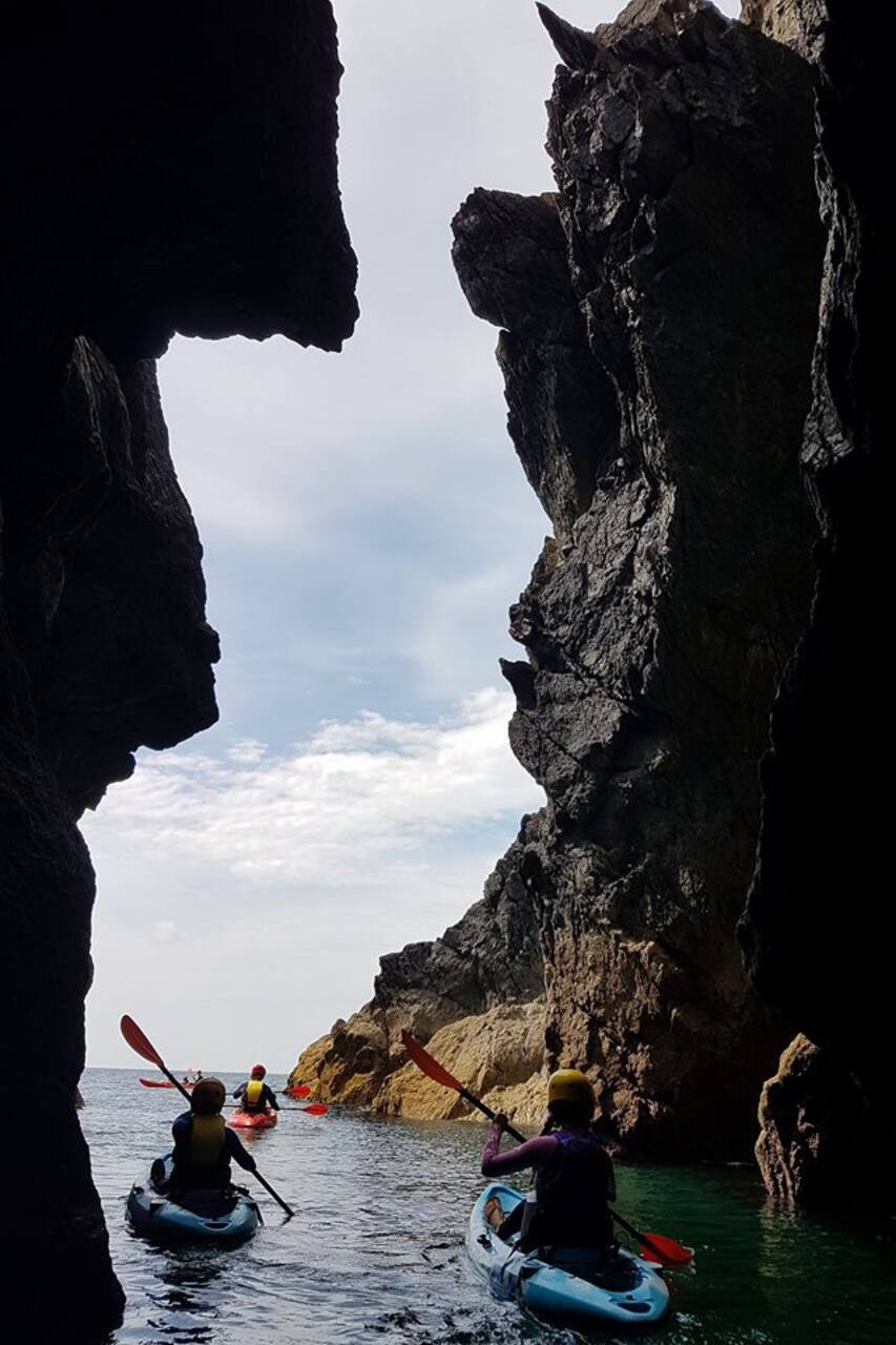 Sea Cave Kayaking Experience - Airbnb