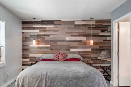 Cost-Effective + Modern *St. Pete* D