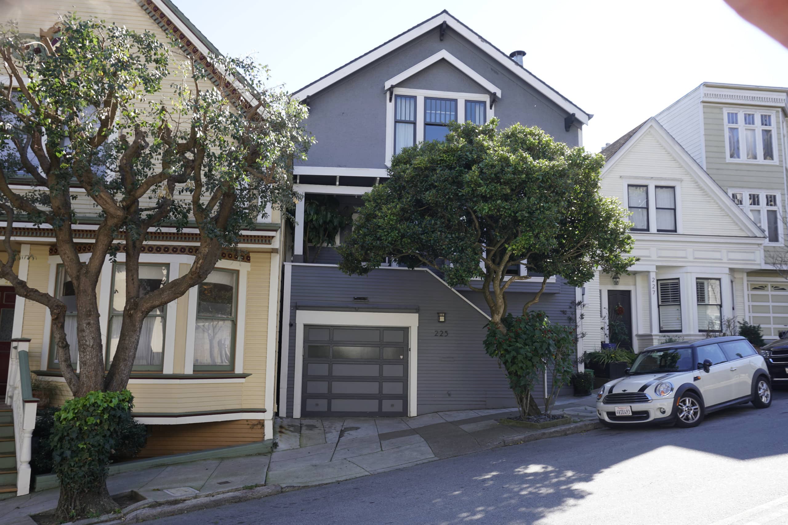 Home in San Francisco · ★4.93 · 3 bedrooms · 3 beds · 1.5 baths - Image 25