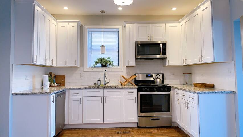 Boutique Garden (sleep 12) near Hyde park+Downtown gallery image 4