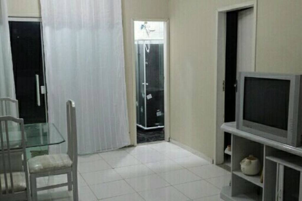 Sala de jantar e Tv