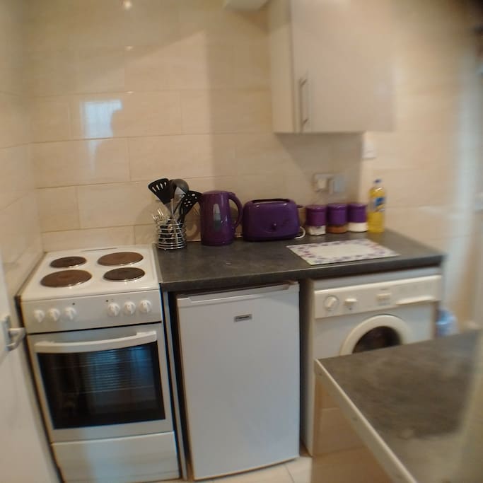 Kitchen - all equipment provided