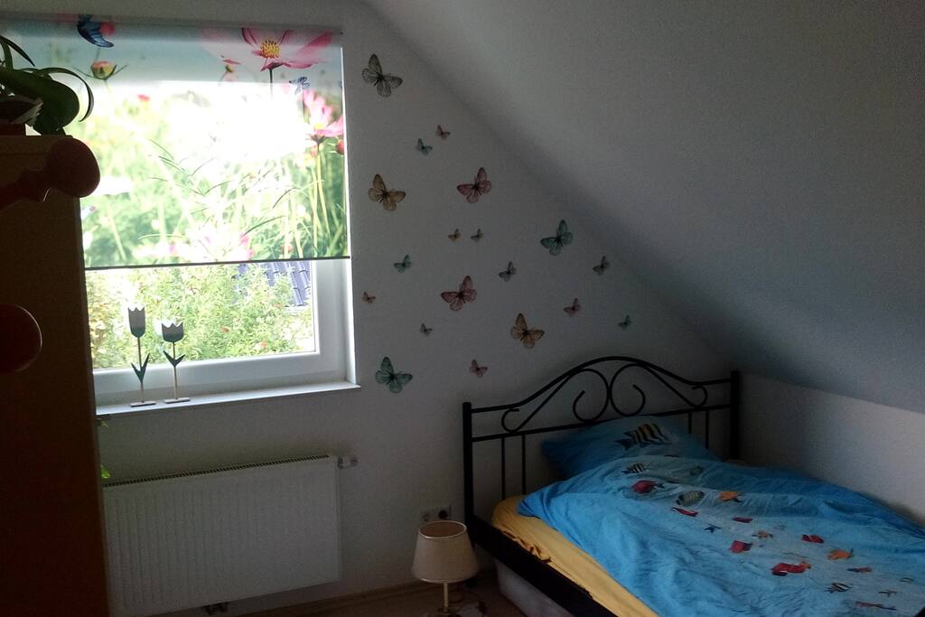 Your Room with Bed (140cm)