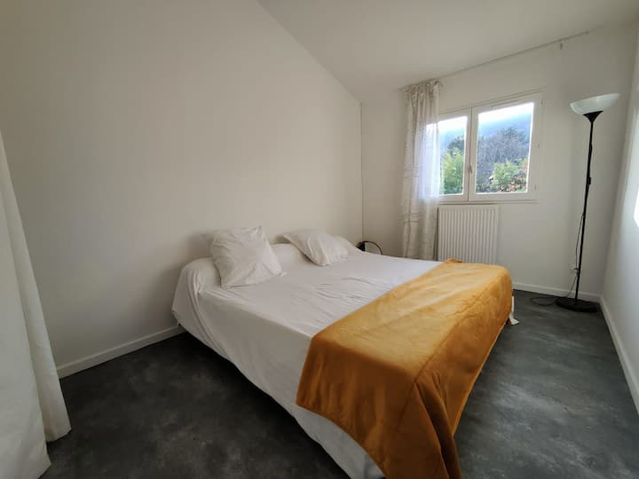 Double lit 90x2 ou 180  selon