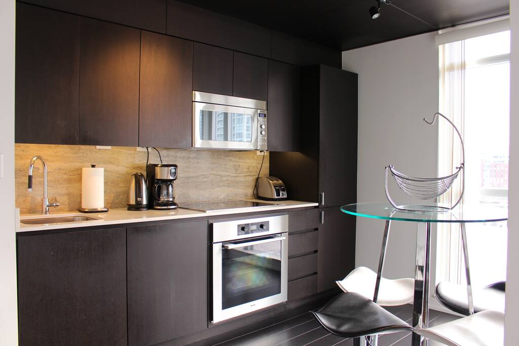 Shared Kitchen & Bar Area
