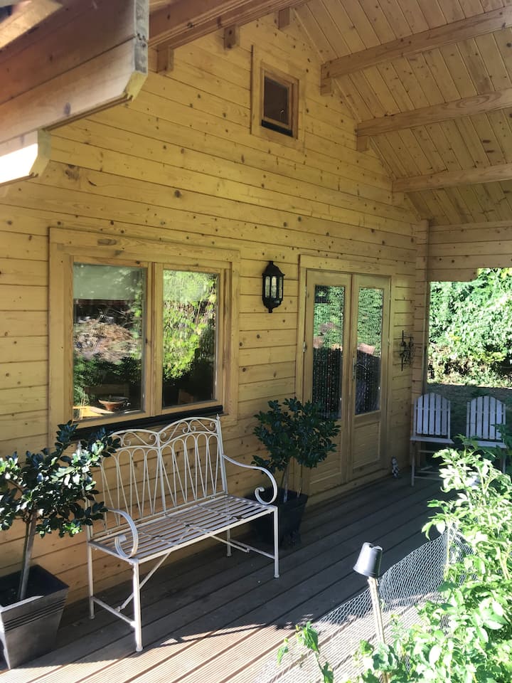 Chertsey Holiday Rentals & Homes England, United Kingdom Airbnb