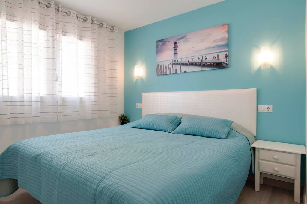The main bedroom, bed 180x200